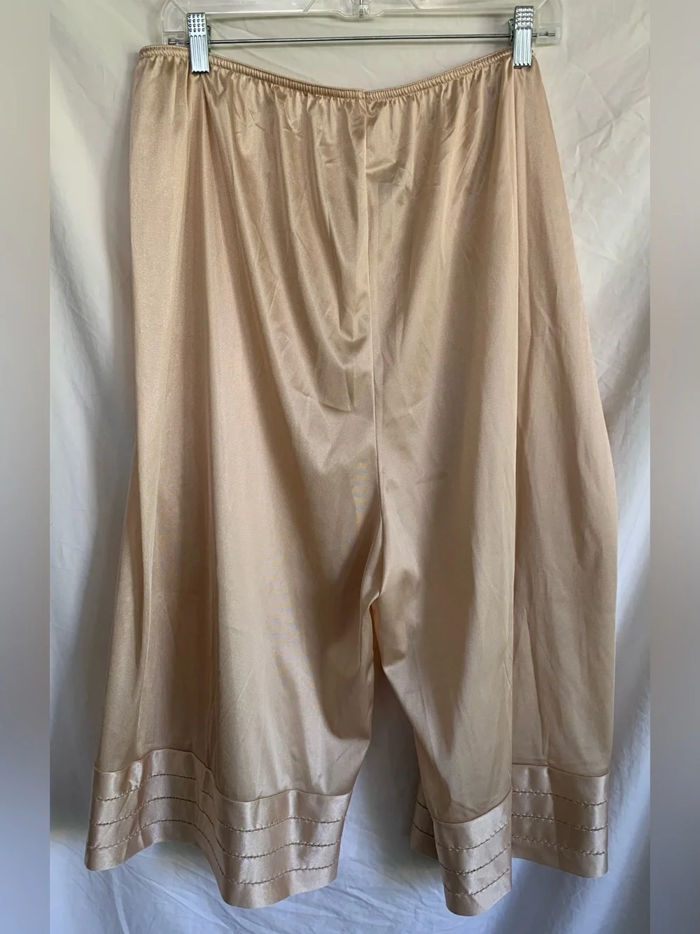 Vintage Velrose Size 5X Women’s Beige Slip Shorts with Adjustable Lace-Trim Hem
